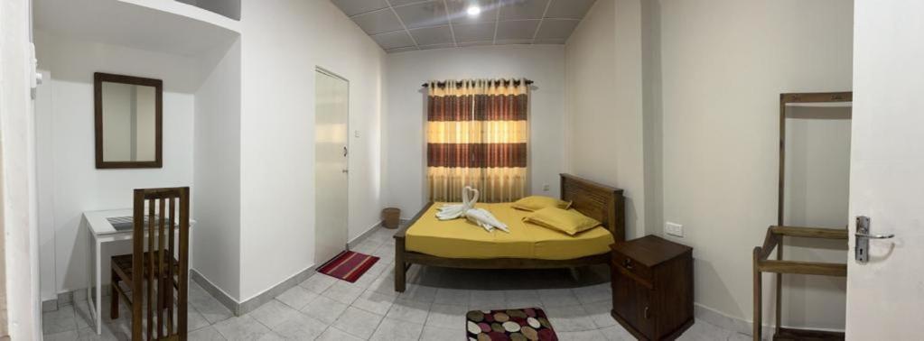 The Lake Round Guest House Канди Экстерьер фото